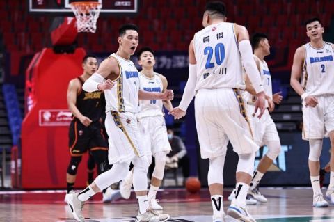 该片由乐视影业、寰宇娱乐联合出品，彭顺执导，郭富城、张家辉、江一燕领衔主演，集陈观泰、林威、李晨浩、陈庆祥等 张艺谋多爱郑恺？
