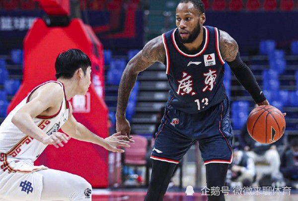 《疯狂动物城2》领跑 2025-12-04 截至12月3日12点08分，2025年贺岁档档期（11月28日-12月31日）总票房破20亿，观影人次达5067.4万人次。
